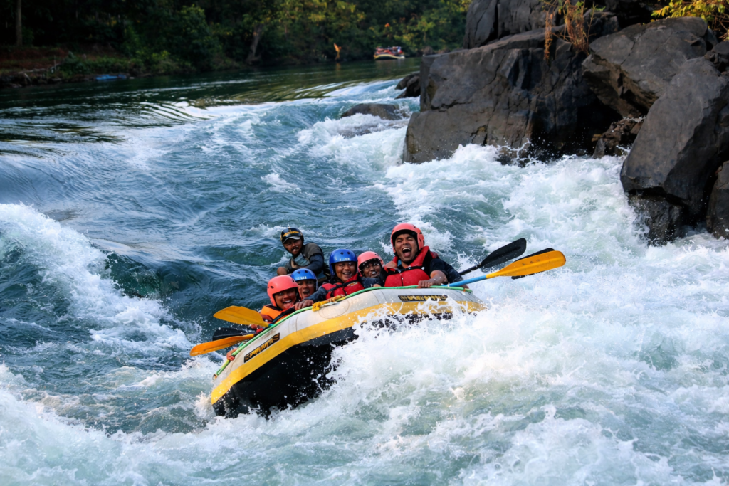 White-water-rafting-adventure-through-rapids-rishikesh