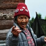 old-lady-wearing-wollen-cap-experiences-in-sikkim