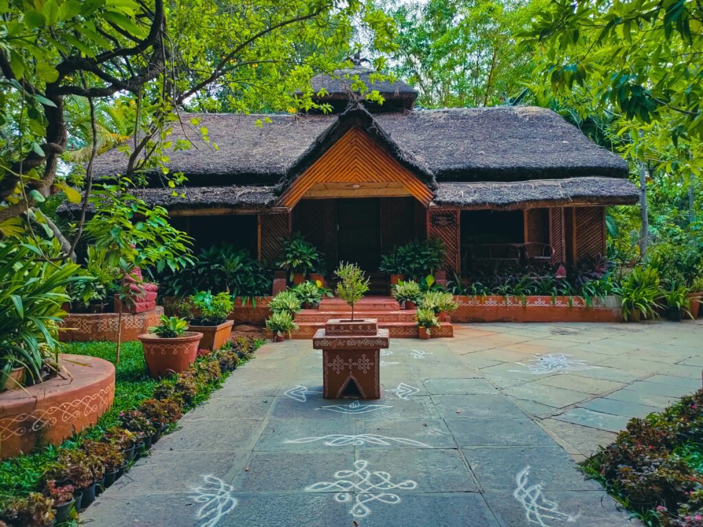 courtyard-of-a-kerala-style-ayurveda-retreat