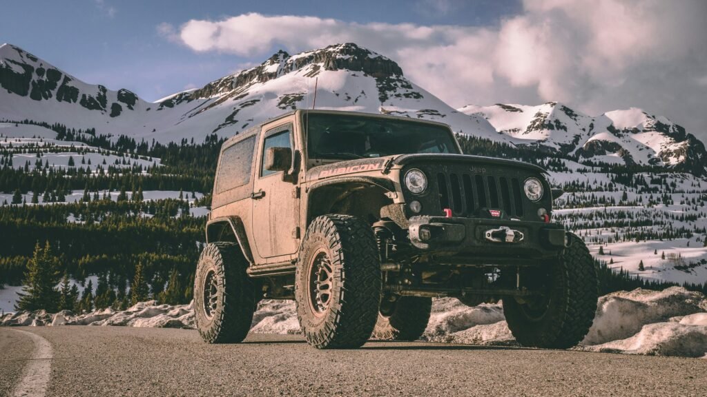 a-offroad-jeep-vehicle-in-high-mountain-pass